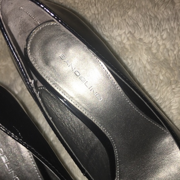 Bandolino Peep Toe platform Pumps - Picture 2 of 8